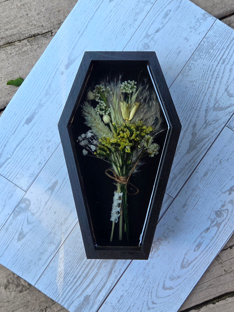 A Mink & Wildwood Botanary